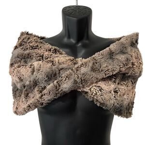 Peace & Pearls Faux Fur Wrap Shawl Infinity Scarf Cowl Rosette Plush One Size